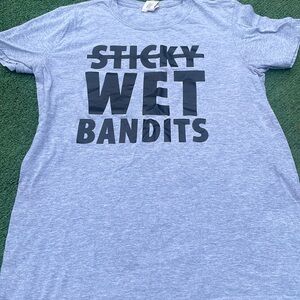 Home alone inspired shirt | sticky wet bandits | size Medium | cotton grey tee